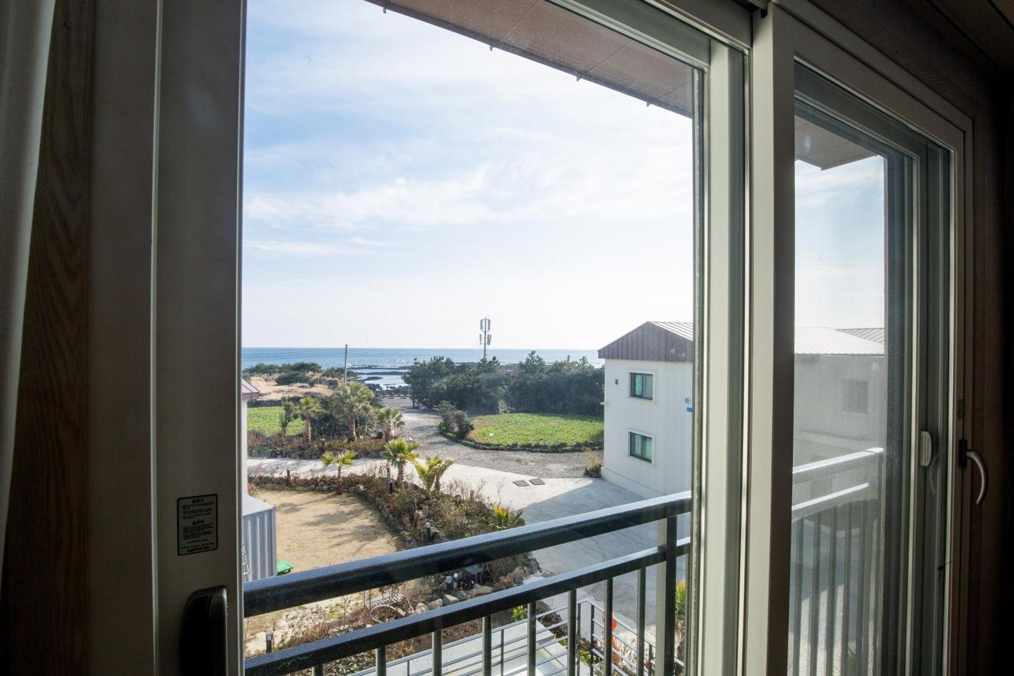 Ocean Square Resort Seogwipo Quarto foto
